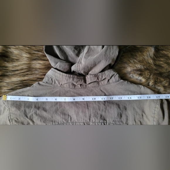 Old Navy Parka Jacket Size Large - Picture 9 of 11